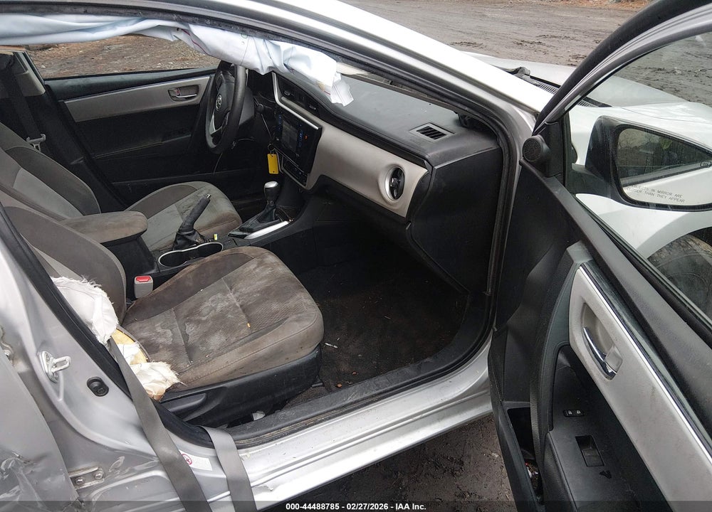 2019 TOYOTA COROLLA LE VIN: 2T1BURHE6KC155694
