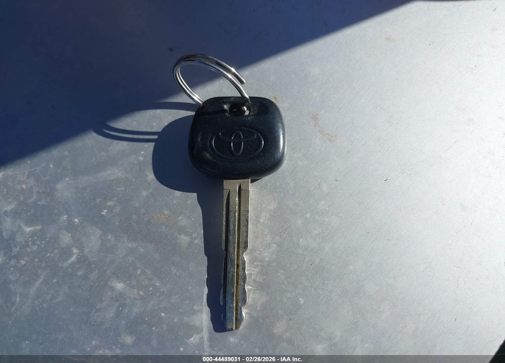 1999 TOYOTA AVALON XLS VIN: 4T1BF18B9XU326347