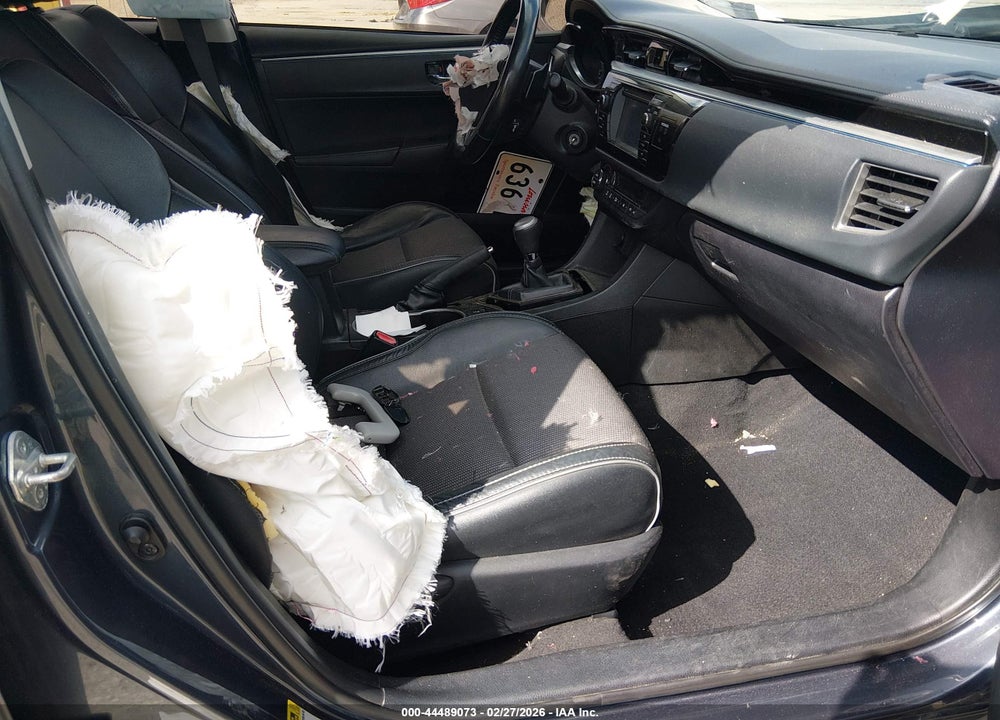 2015 TOYOTA COROLLA S VIN: 5YFBURHE0FP220982