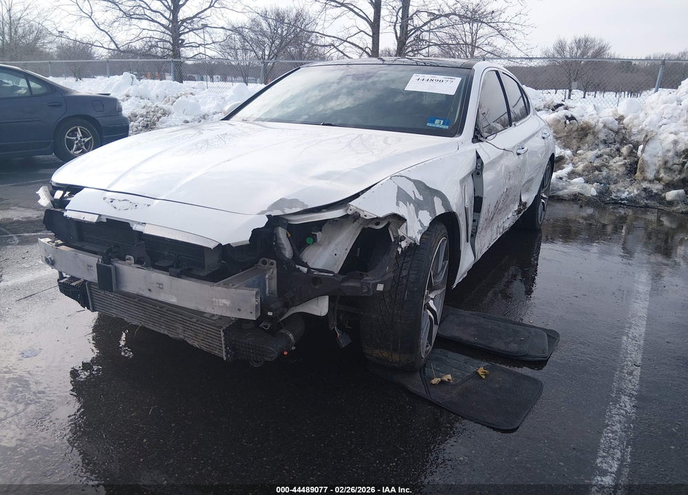 2020 GENESIS G70 3.3T RWD VIN: KMTG74LEXLU055871
