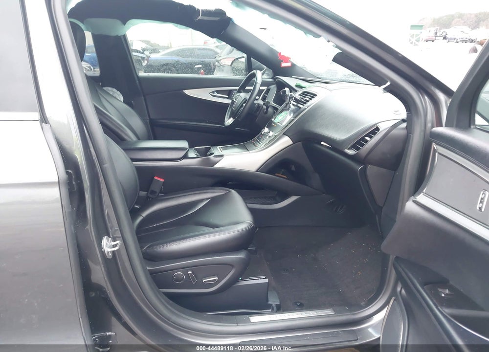 2020 LINCOLN NAUTILUS STANDARD VIN: 2LMPJ6J96LBL06215