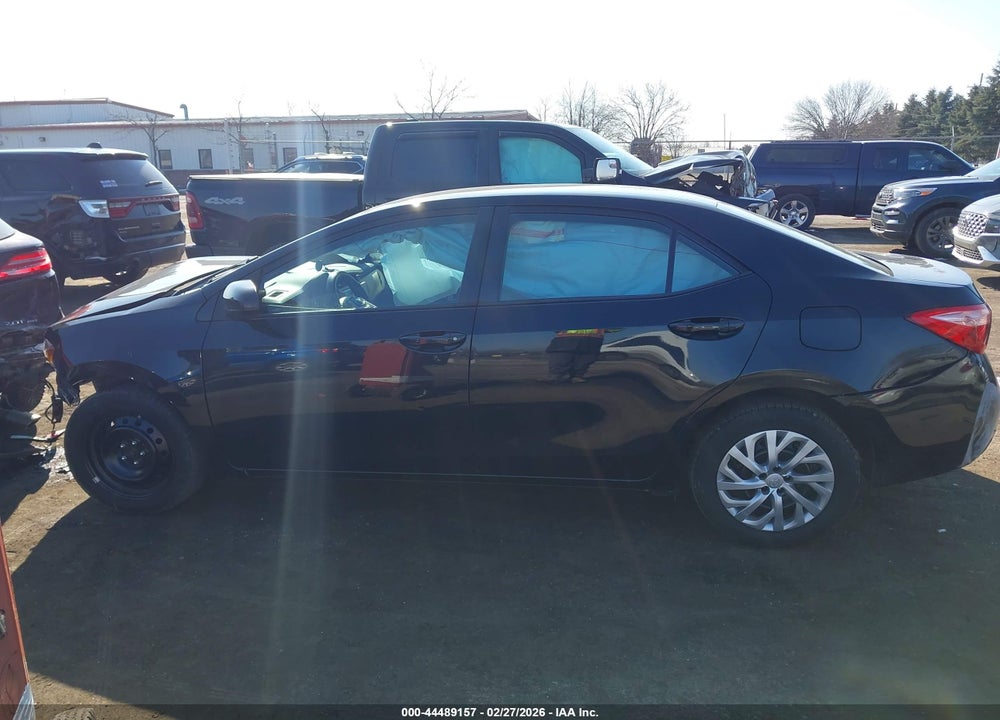 2019 TOYOTA COROLLA LE VIN: 2T1BURHE2KC217494