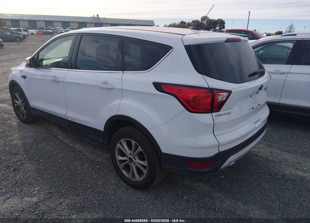 2019 FORD ESCAPE SE VIN: 1FMCU0GD7KUB31363