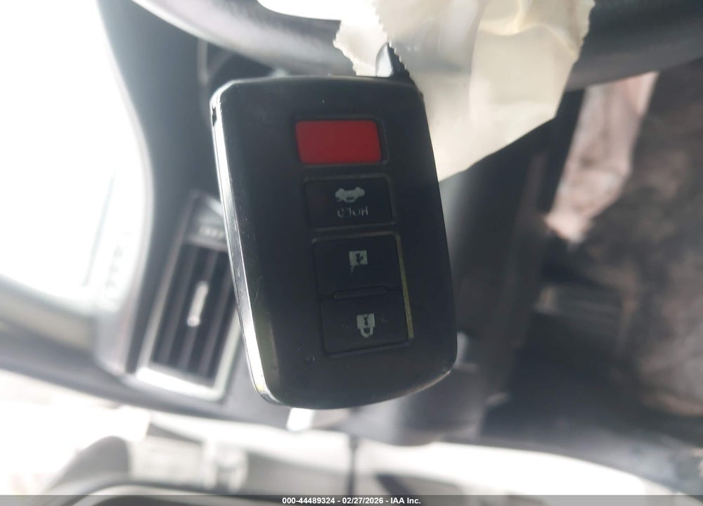 2015 TOYOTA CAMRY SE VIN: 4T1BF1FK4FU496097