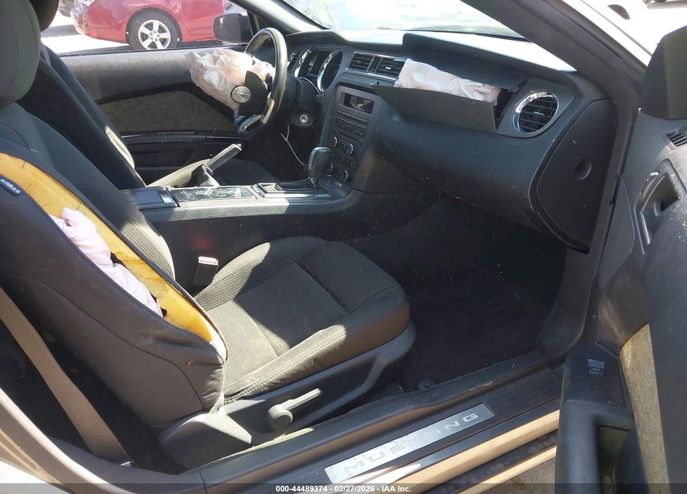 2013 FORD MUSTANG V6 VIN: 1ZVBP8AM2D5209380