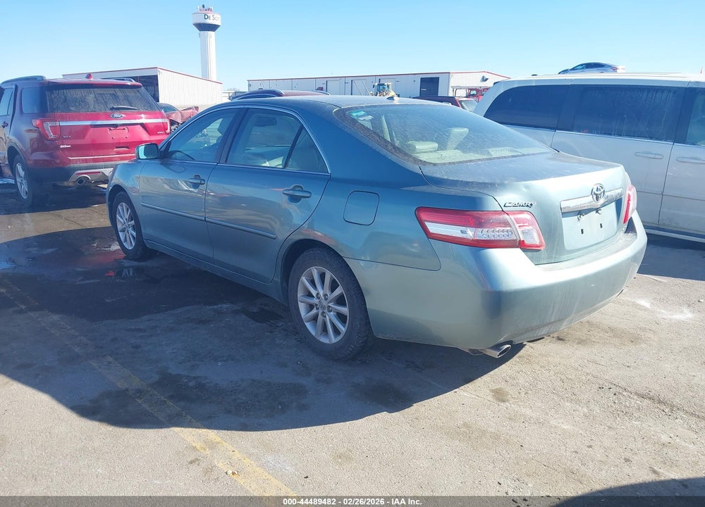 2011 TOYOTA CAMRY XLE V6 VIN: 4T1BK3EKXBU620909
