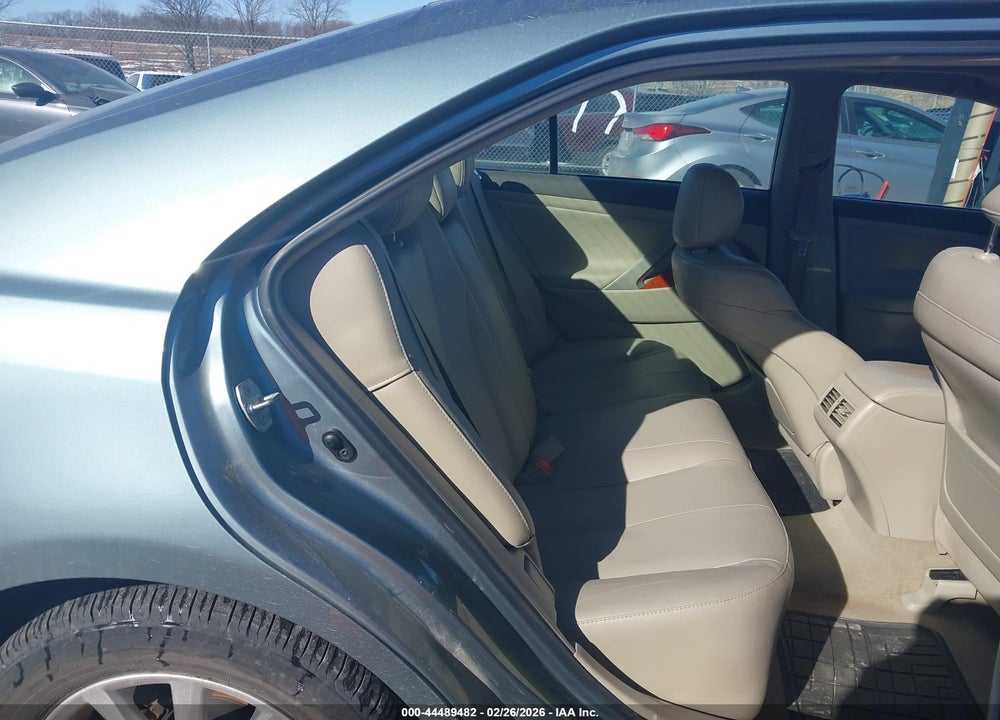 2011 TOYOTA CAMRY XLE V6 VIN: 4T1BK3EKXBU620909