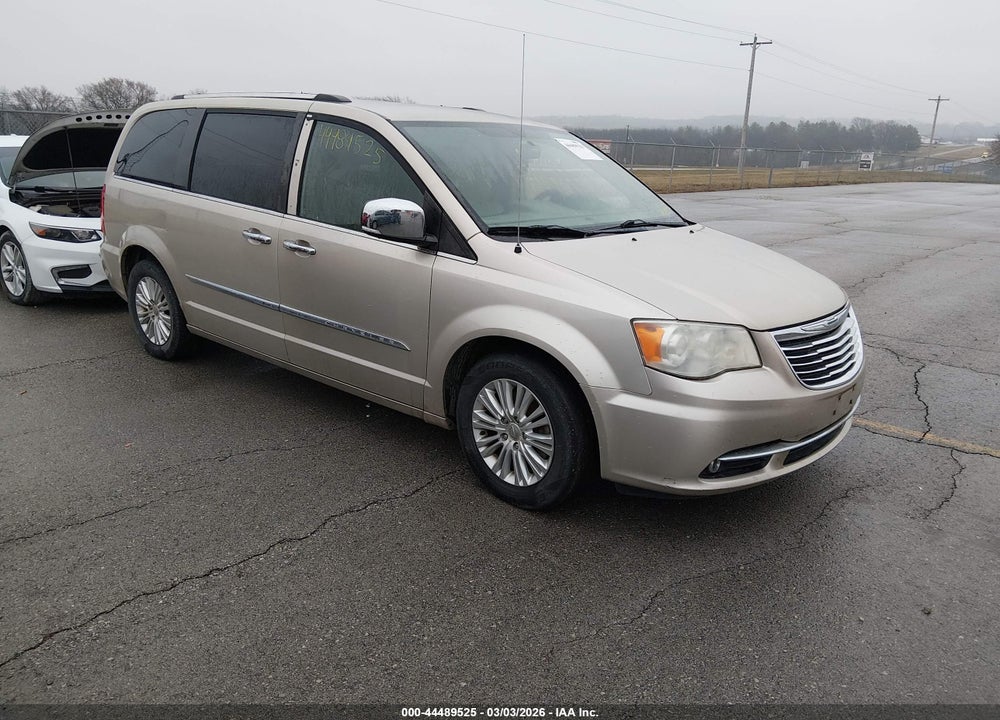 2014 CHRYSLER TOWN & COUNTRY LIMITED VIN: 2C4RC1GGXER425519