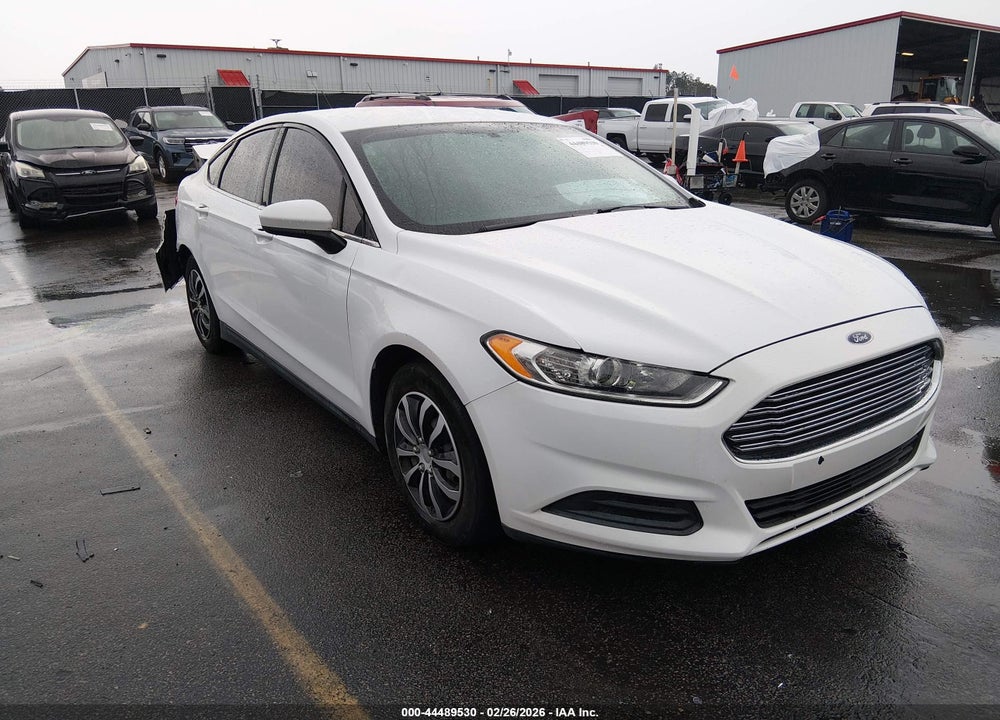 2014 FORD FUSION S VIN: 1FA6P0G70E5366856