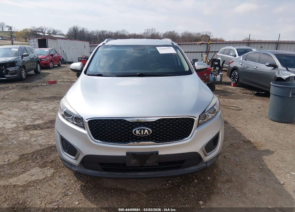 2016 KIA SORENTO 2.4L LX VIN: 5XYPG4A33GG183313