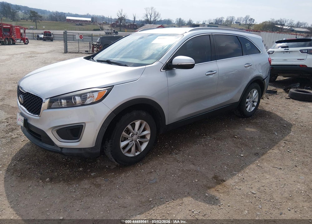 2016 KIA SORENTO 2.4L LX VIN: 5XYPG4A33GG183313