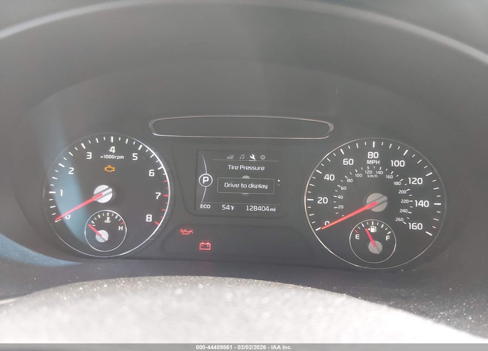 2016 KIA SORENTO 2.4L LX VIN: 5XYPG4A33GG183313