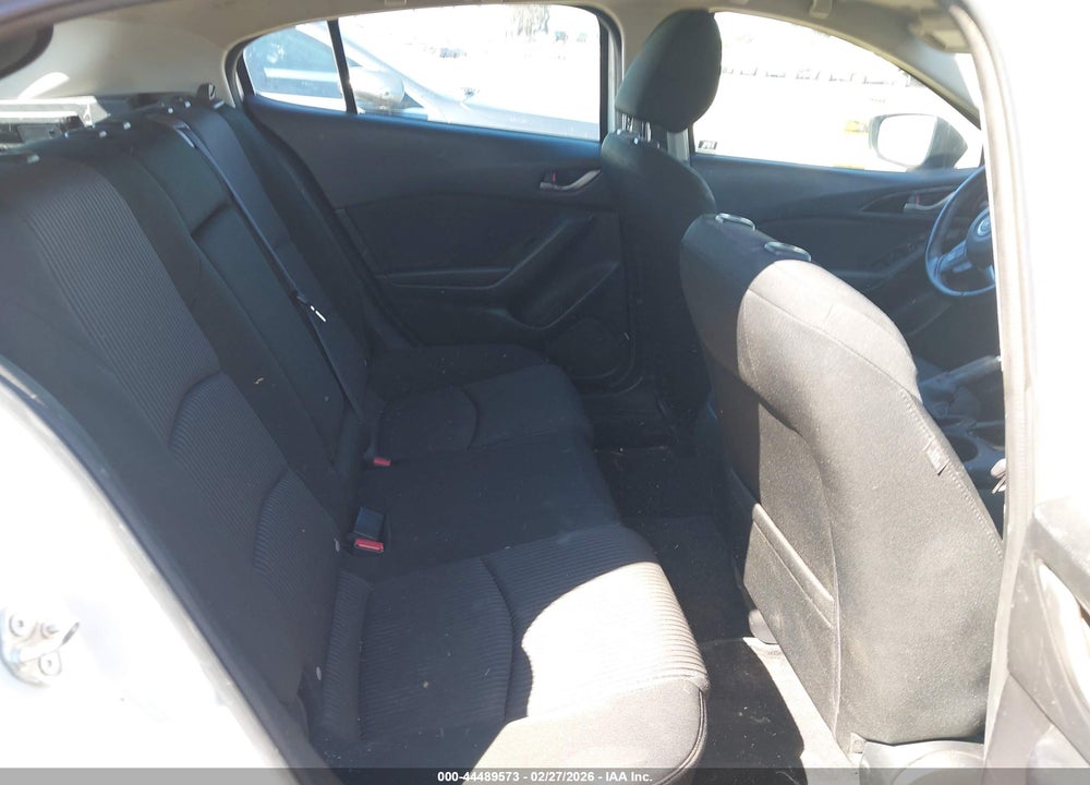 2015 MAZDA 3 I TOURING VIN: 3MZBM1L77FM150105