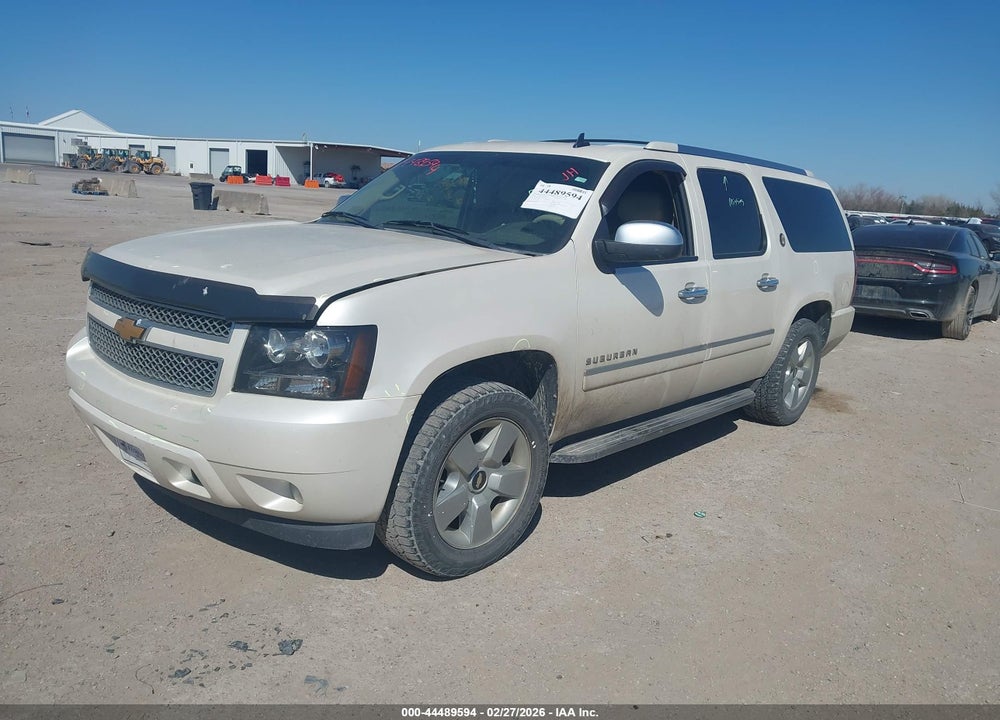 2010 CHEVROLET SUBURBAN 1500 LTZ VIN: 1GNUCKE01AR250266