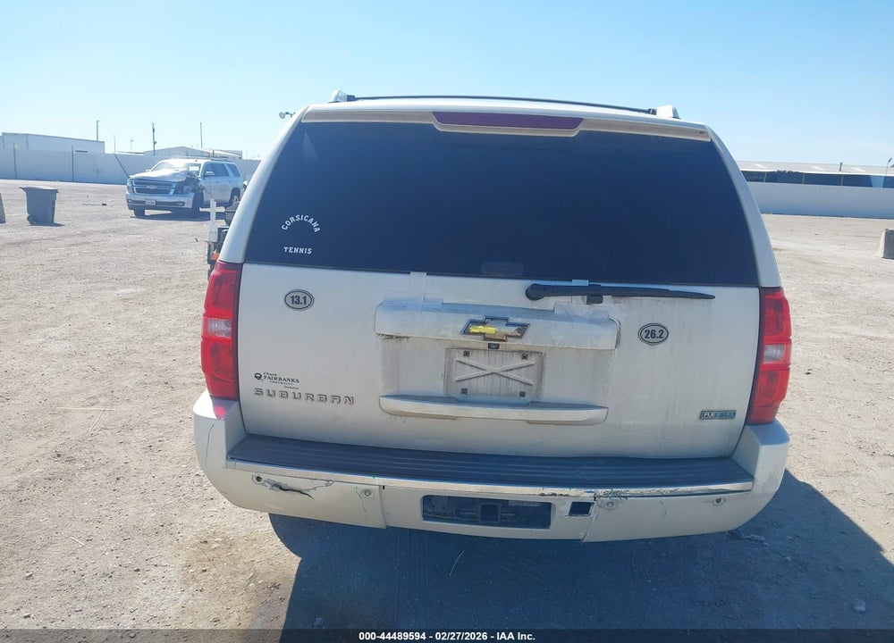 2010 CHEVROLET SUBURBAN 1500 LTZ VIN: 1GNUCKE01AR250266