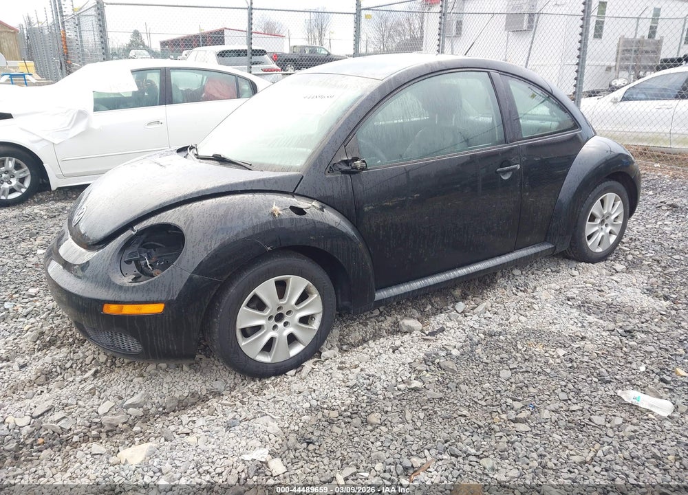 2010 VOLKSWAGEN NEW BEETLE 2.5L VIN: 3VWPG3AG5AM009392