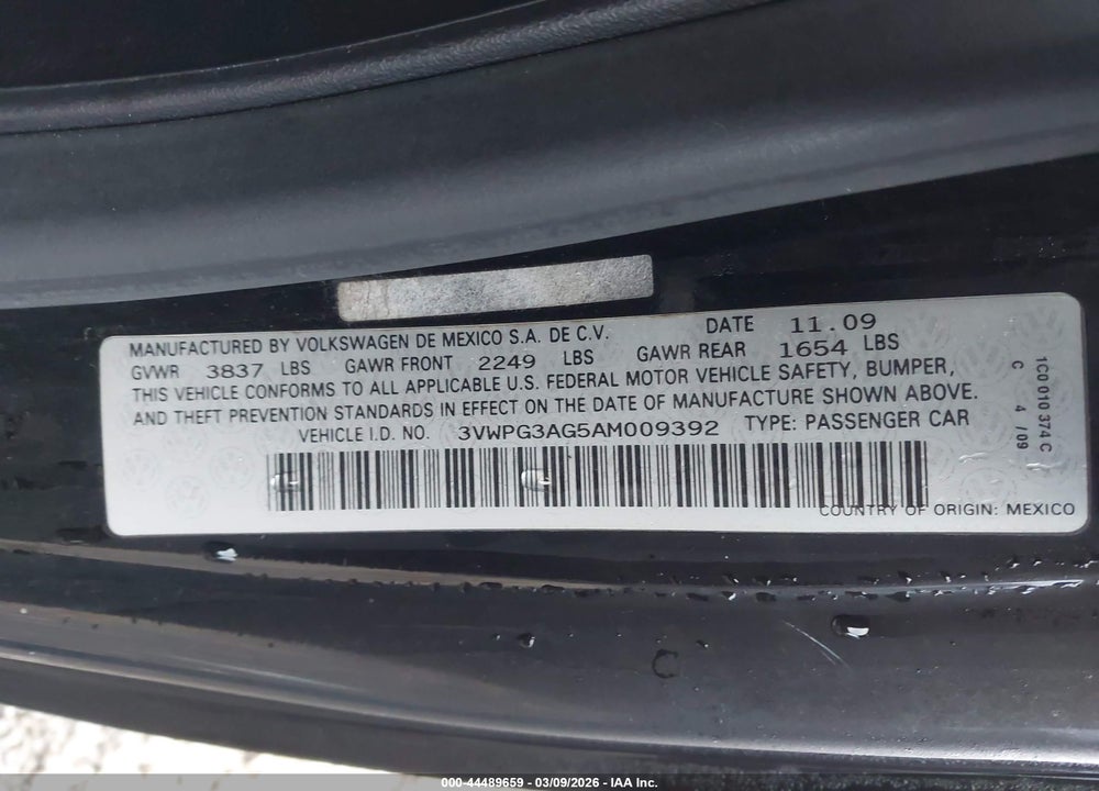 2010 VOLKSWAGEN NEW BEETLE 2.5L VIN: 3VWPG3AG5AM009392