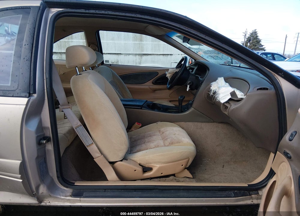1997 FORD THUNDERBIRD LX VIN: 1FALP6247VH149211