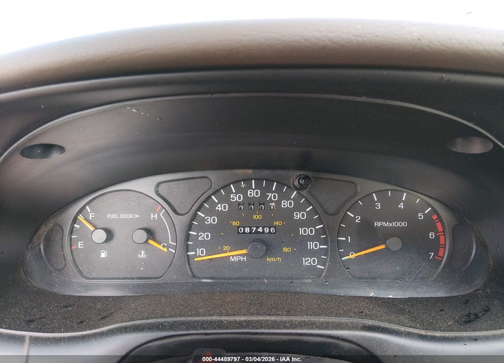 1997 FORD THUNDERBIRD LX VIN: 1FALP6247VH149211