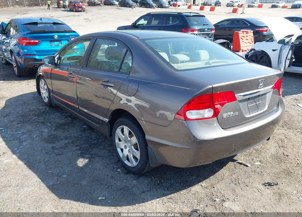 2011 HONDA CIVIC LX VIN: 19XFA1F52BE019918