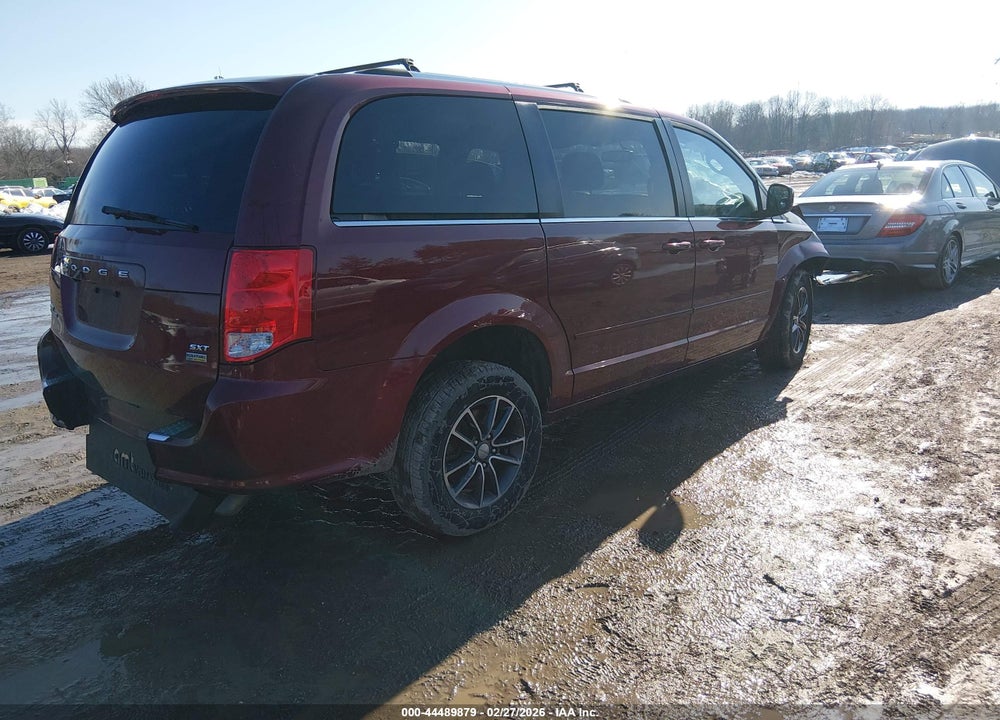 2017 DODGE GRAND CARAVAN SXT VIN: 2C4RDGCG2HR862862