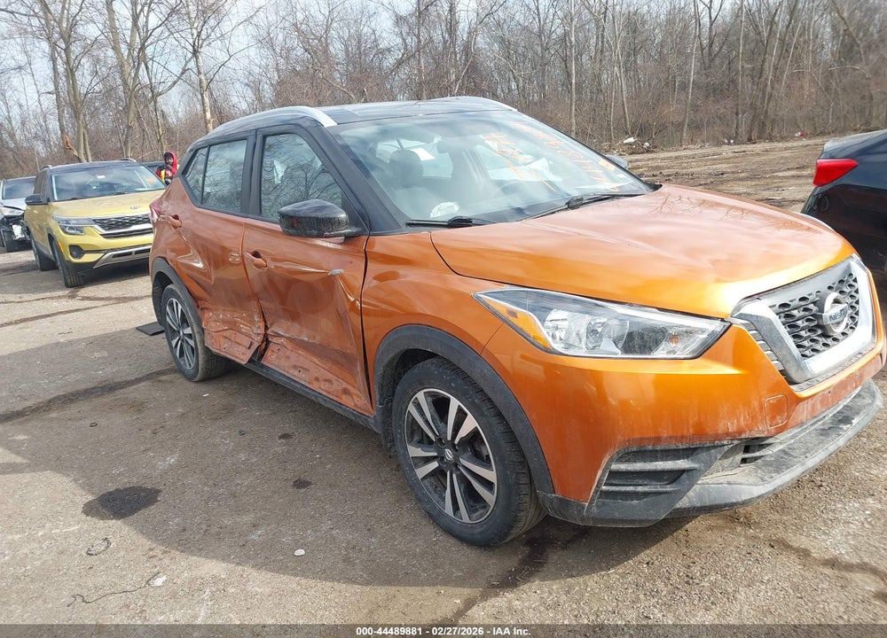 2018 NISSAN KICKS SV VIN: 3N1CP5CU7JL518568
