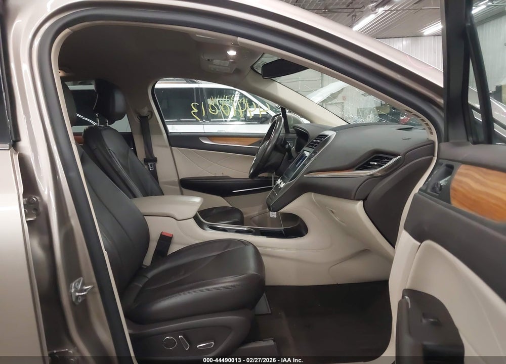 2019 LINCOLN MKC SELECT VIN: 5LMCJ2D91KUL44178