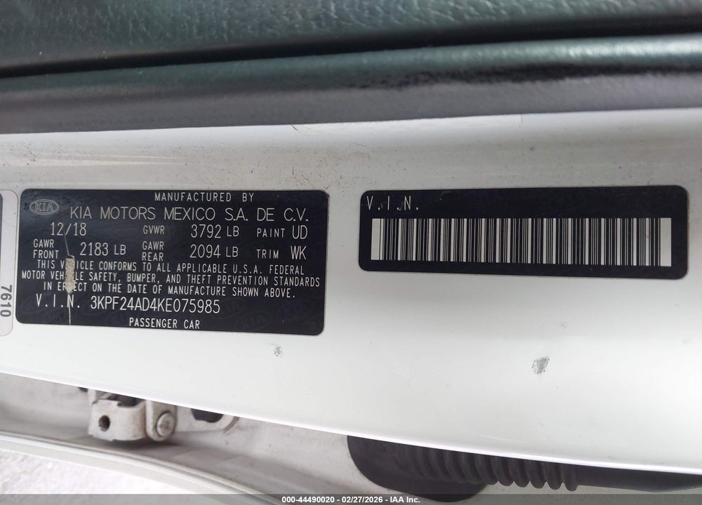 2019 KIA FORTE LXS VIN: 3KPF24AD4KE075985