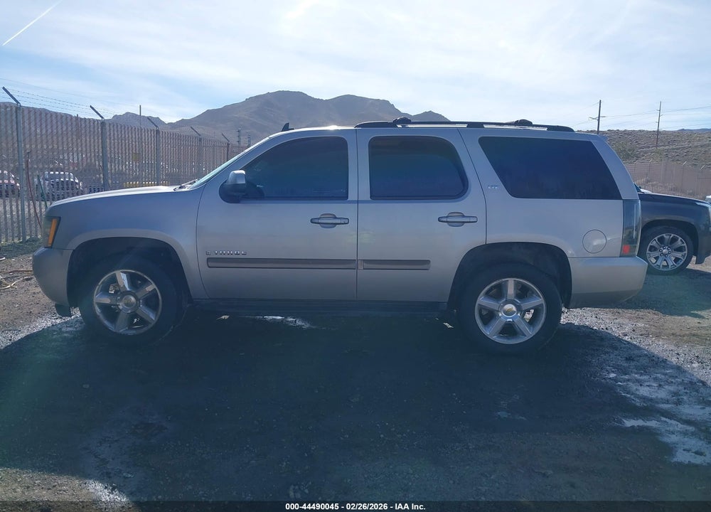2007 CHEVROLET TAHOE LTZ VIN: 1GNFK13017R199174