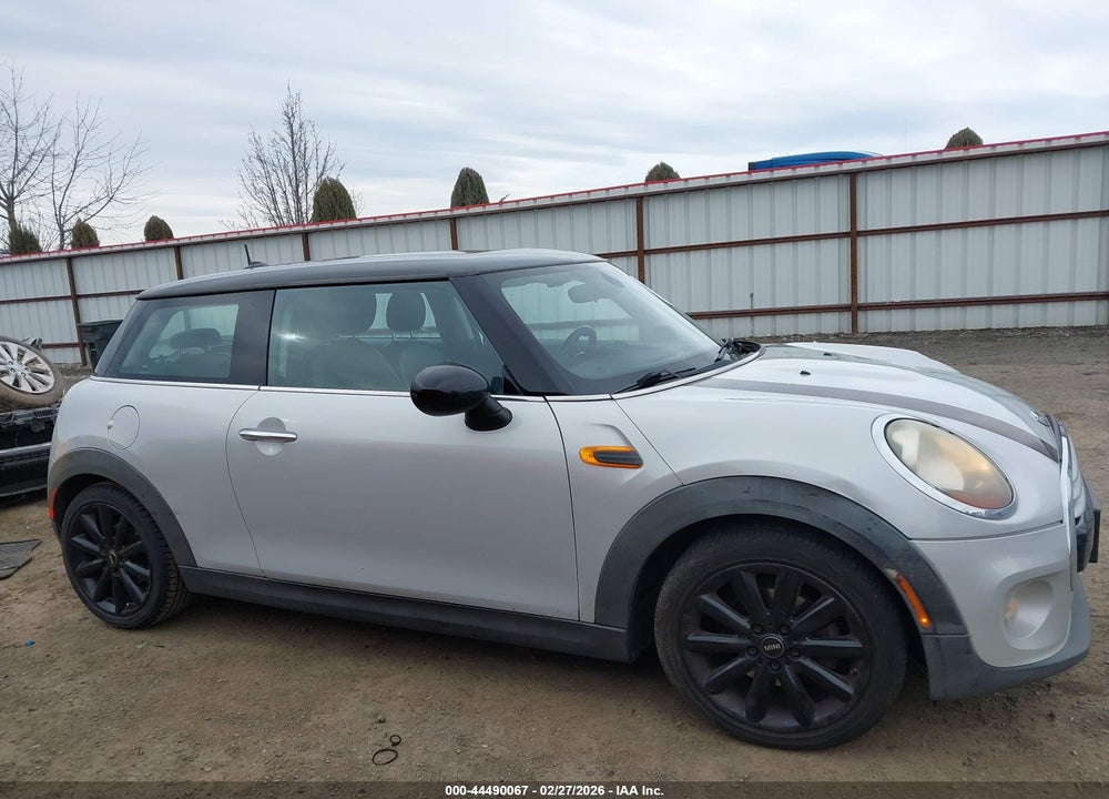 2014 MINI HARDTOP COOPER VIN: WMWXM5C53ET936558