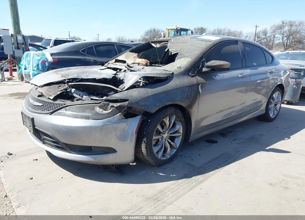 2016 CHRYSLER 200 S VIN: 1C3CCCDG6GN156154