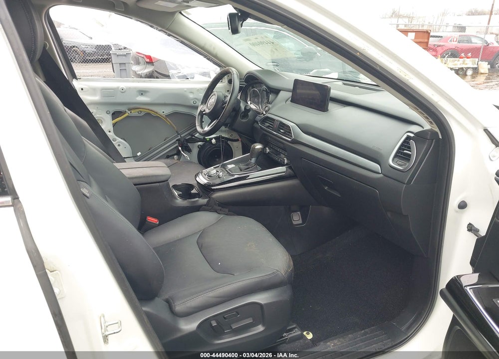 2022 MAZDA CX-9 TOURING VIN: JM3TCBCY3N0602407