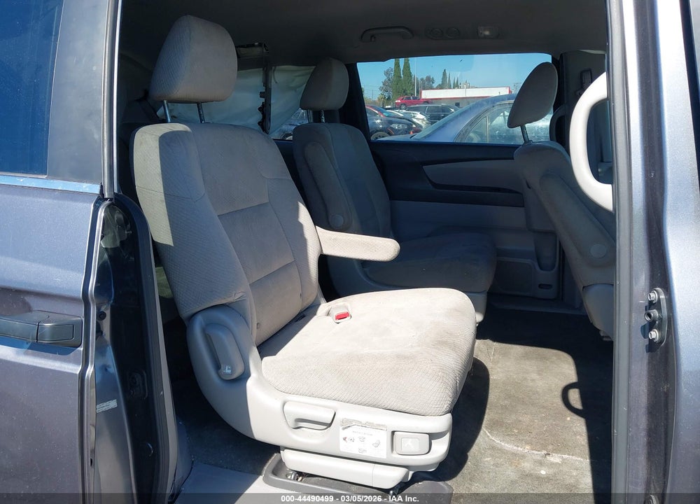 2016 HONDA ODYSSEY LX VIN: 5FNRL5H24GB129551