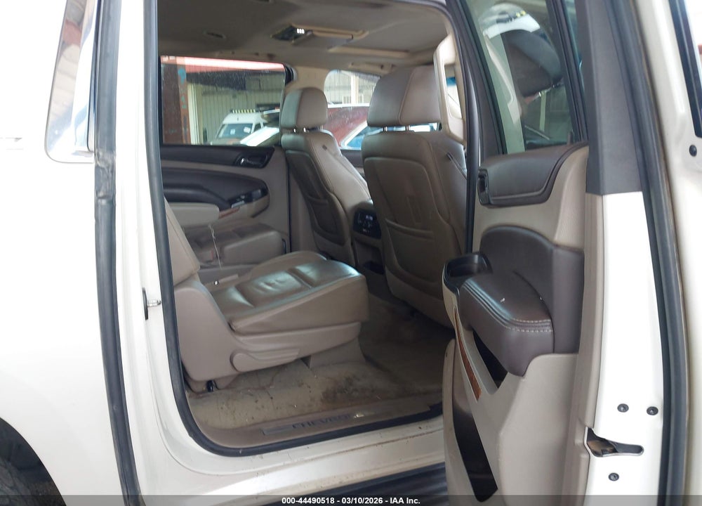 2015 CHEVROLET SUBURBAN 1500 LTZ VIN: 1GNSKKKC7FR694087