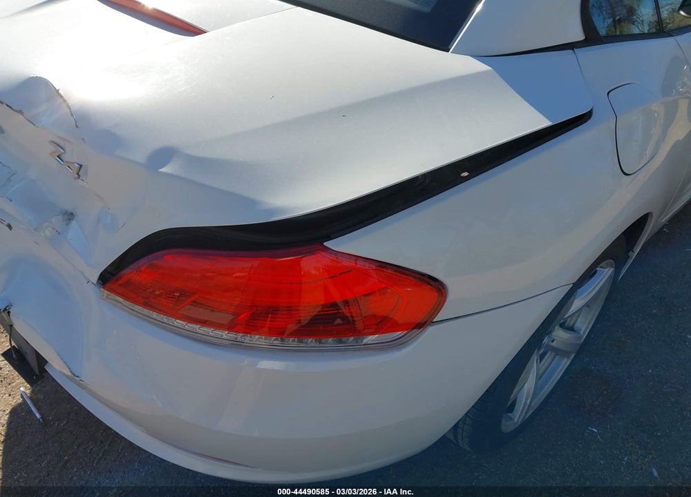 2010 BMW Z4 SDRIVE30I VIN: WBALM5C51AE377248