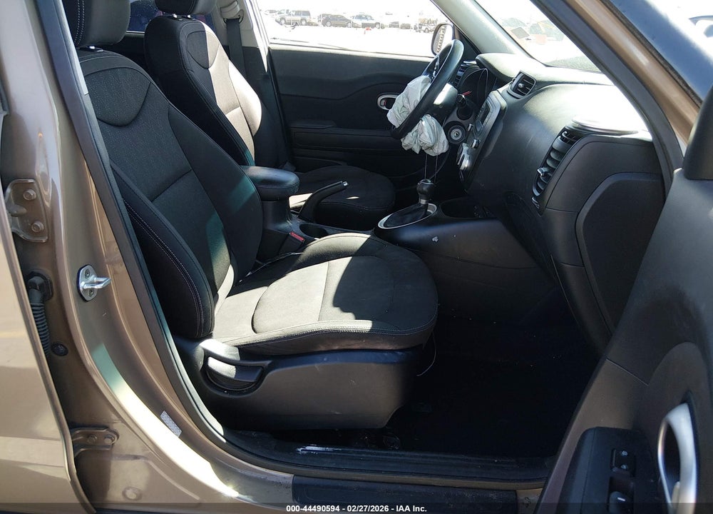 2016 KIA SOUL VIN: KNDJN2A2XG7318968