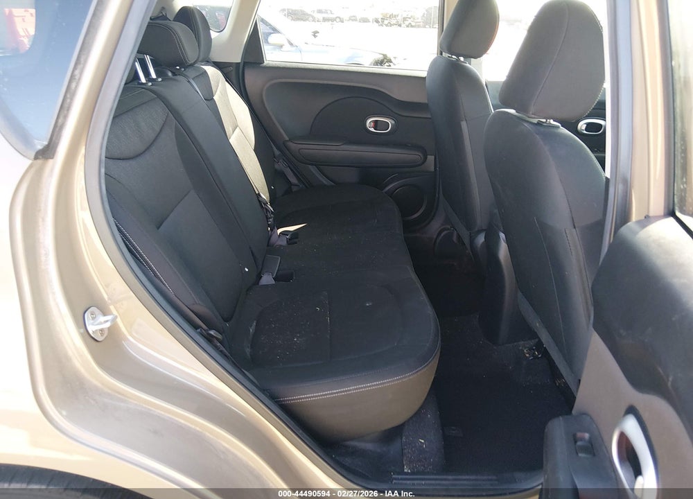 2016 KIA SOUL VIN: KNDJN2A2XG7318968