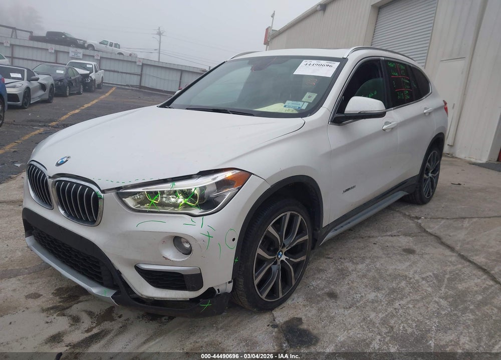 2017 BMW X1 XDRIVE28I VIN: WBXHT3C38H5F70575