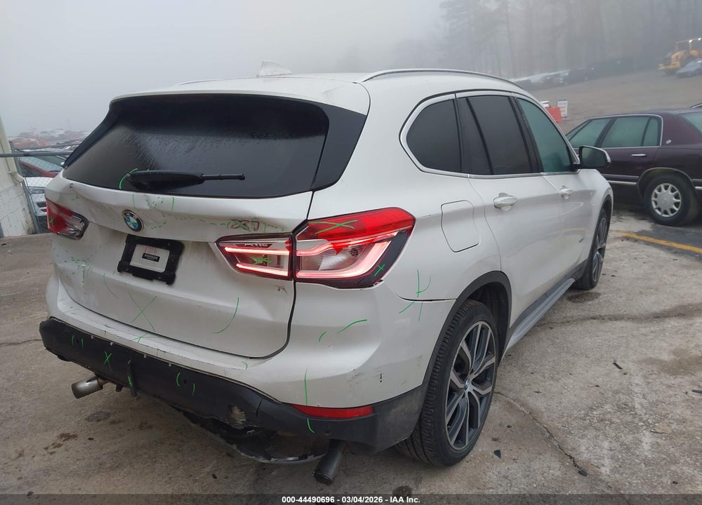 2017 BMW X1 XDRIVE28I VIN: WBXHT3C38H5F70575