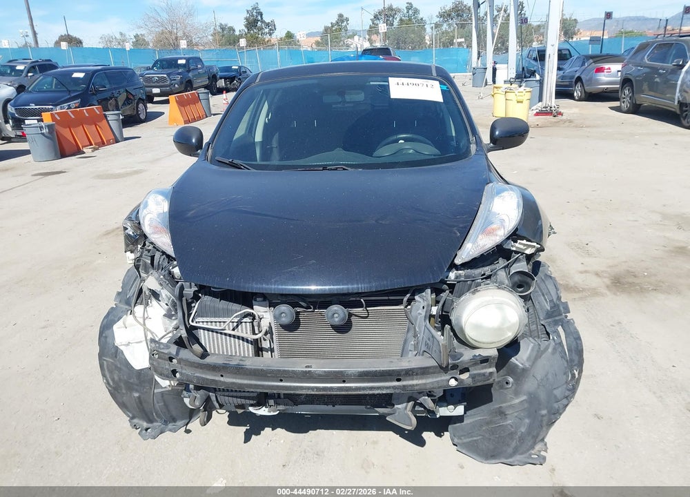 2011 NISSAN JUKE SV VIN: JN8AF5MR7BT000978
