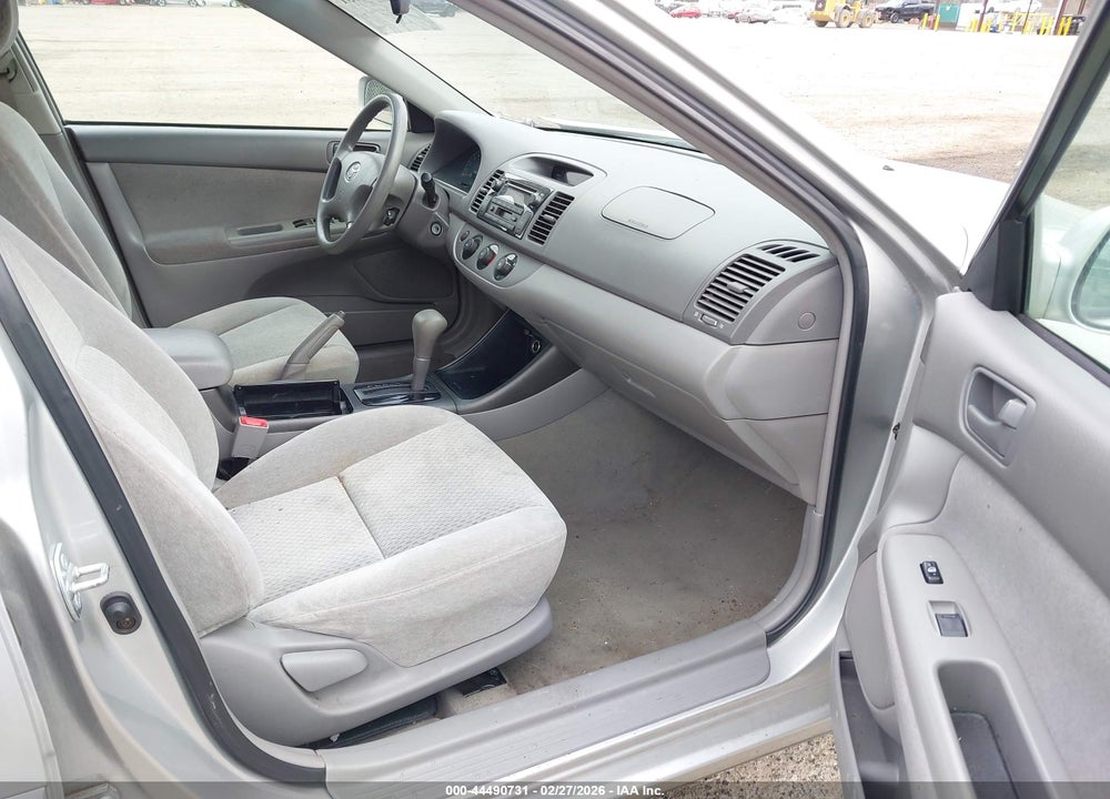 2003 TOYOTA CAMRY LE VIN: 4T1BE32K83U736428