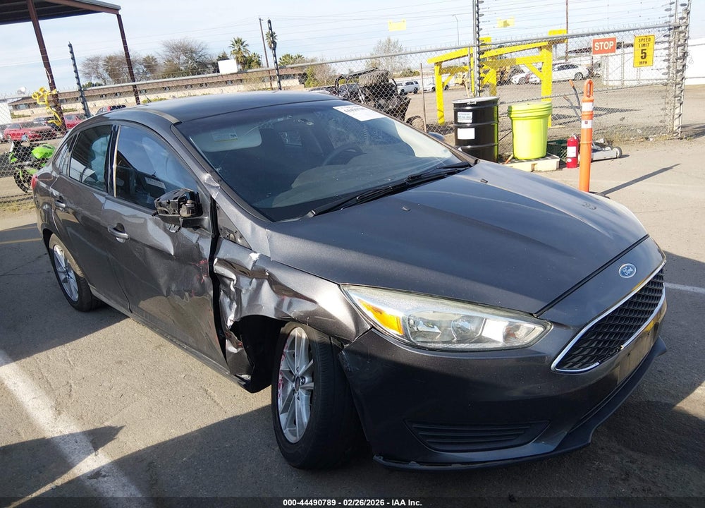 2015 FORD FOCUS SE VIN: 1FADP3F23FL369410