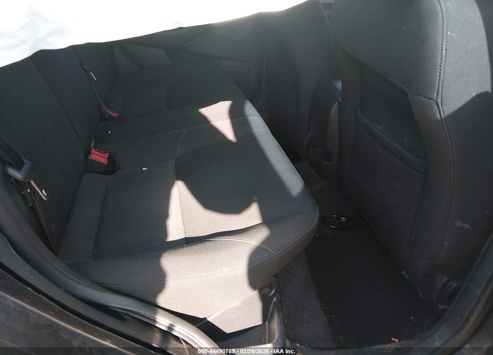 2015 FORD FOCUS SE VIN: 1FADP3F23FL369410