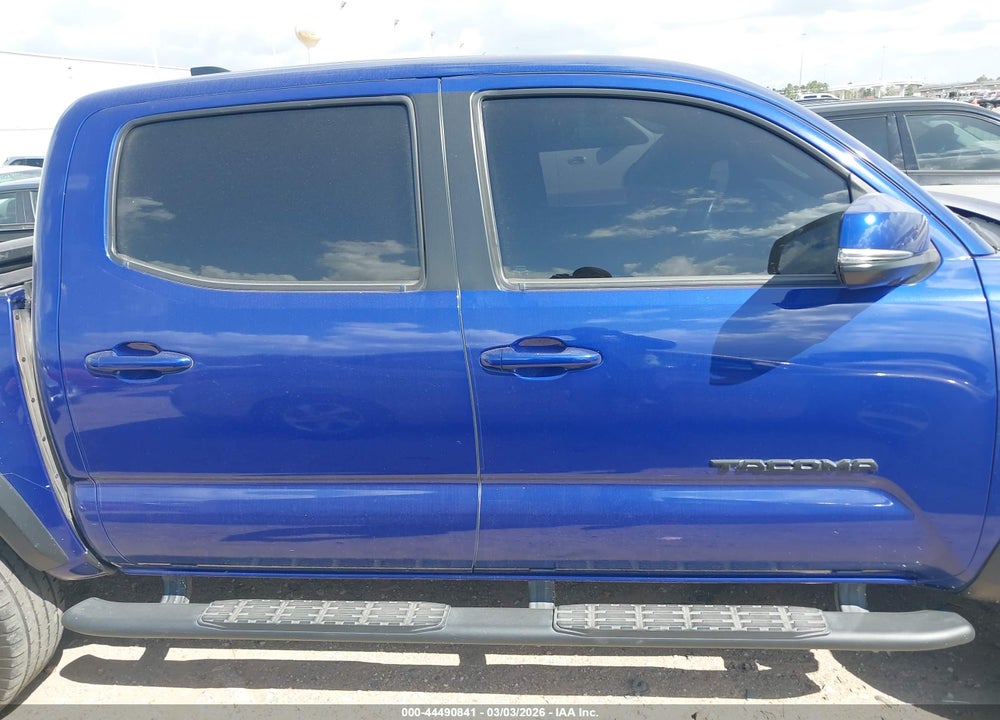 2022 TOYOTA TACOMA TRD OFF ROAD VIN: 3TMCZ5AN3NM460218