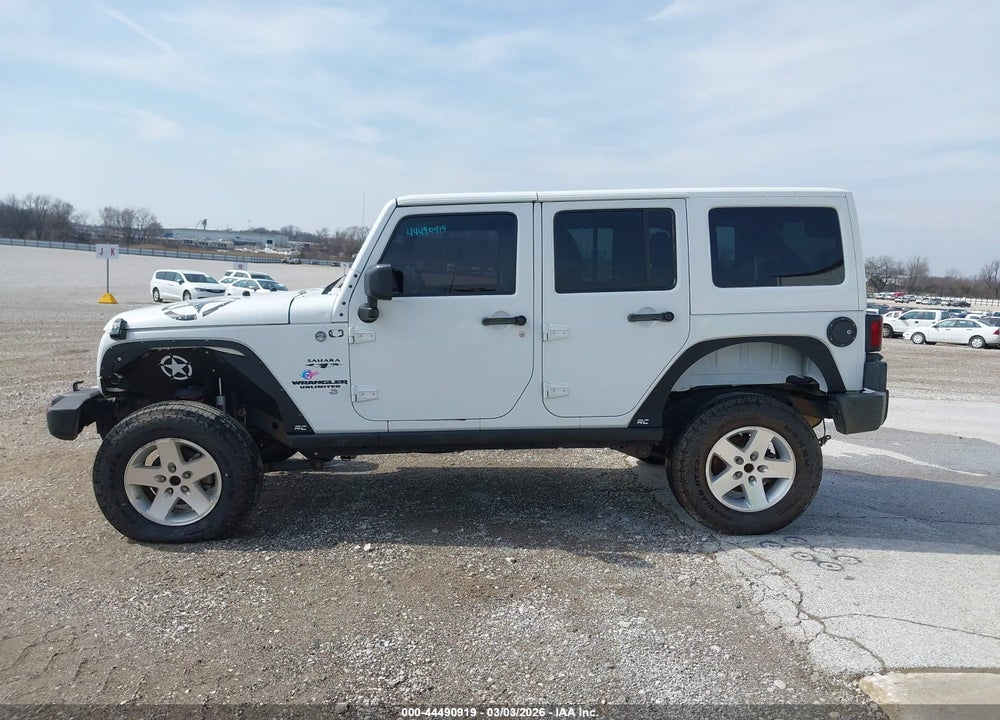 2012 JEEP WRANGLER UNLIMITED SAHARA VIN: 1C4HJWEG1CL245384