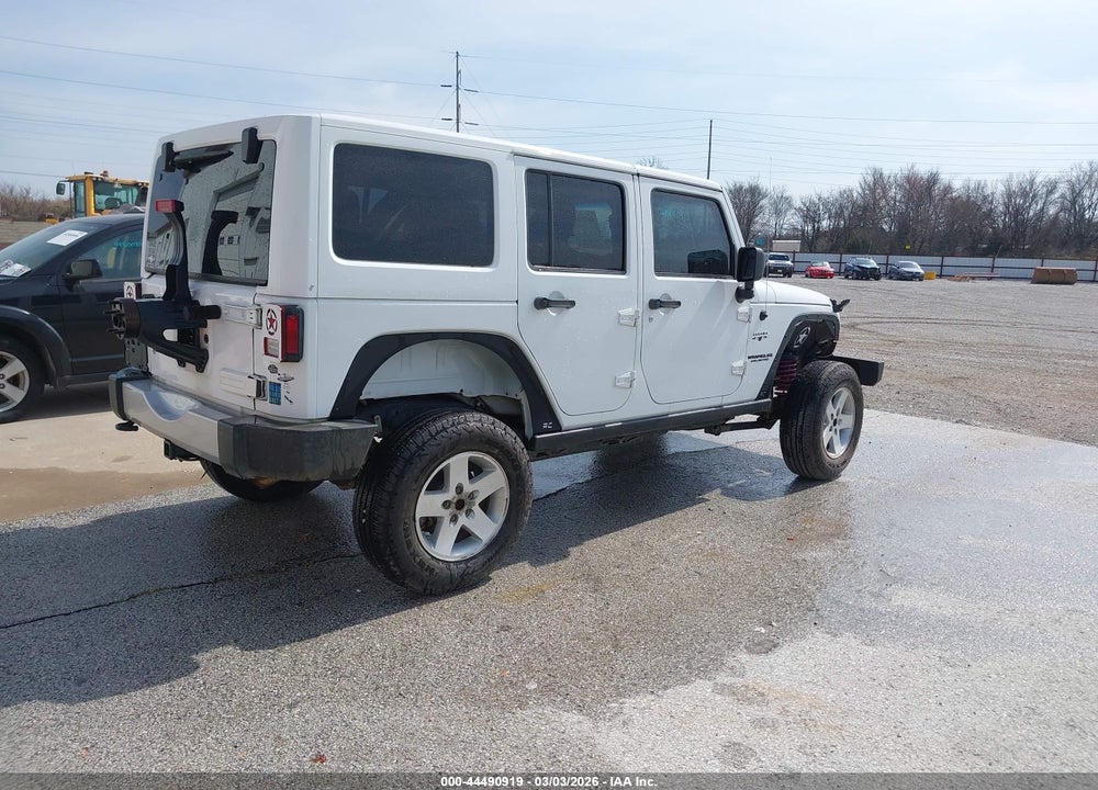2012 JEEP WRANGLER UNLIMITED SAHARA VIN: 1C4HJWEG1CL245384