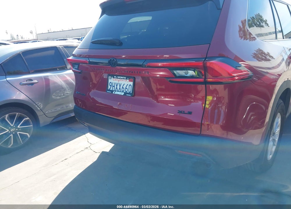 2024 TOYOTA GRAND HIGHLANDER HYBRID XLE VIN: 5TDACAB56RS002727
