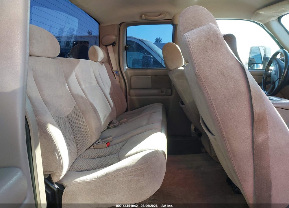 2004 CHEVROLET SILVERADO 2500HD LS VIN: 1GCHK29144E193878