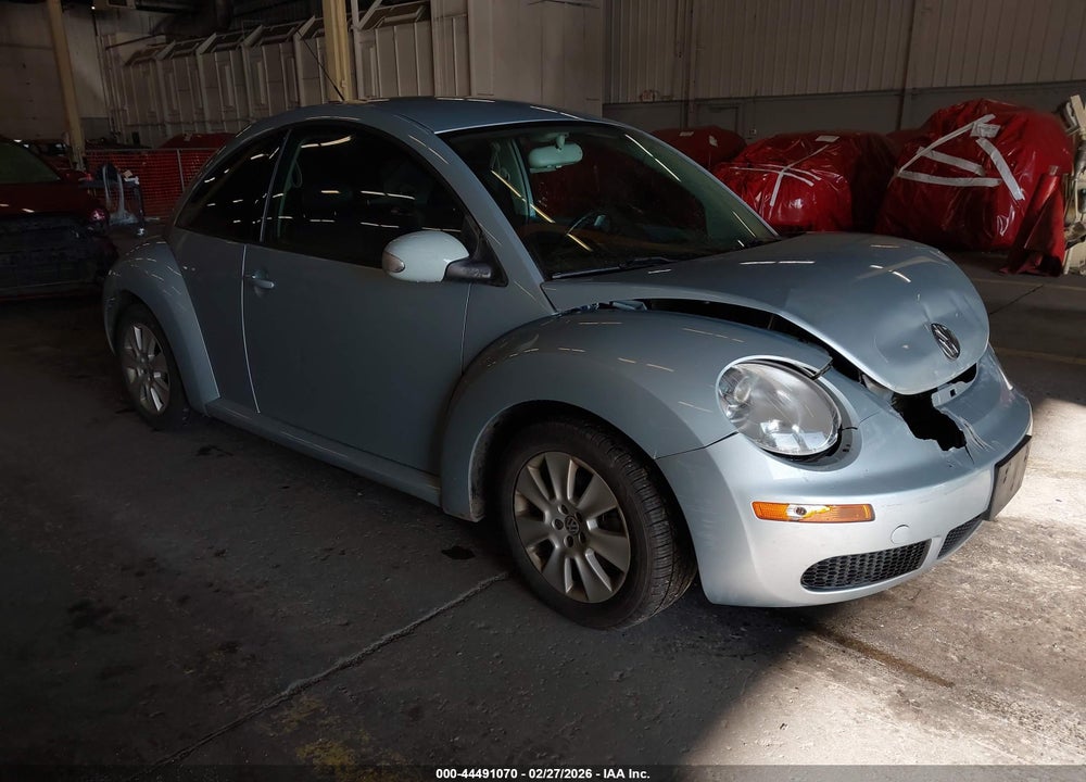 2010 VOLKSWAGEN NEW BEETLE 2.5L VIN: 3VWPG3AG3AM027115