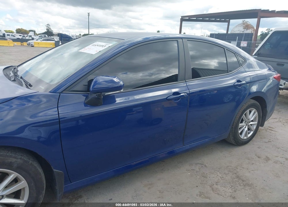 2025 TOYOTA CAMRY LE VIN: 4T1DAACK1SU112685